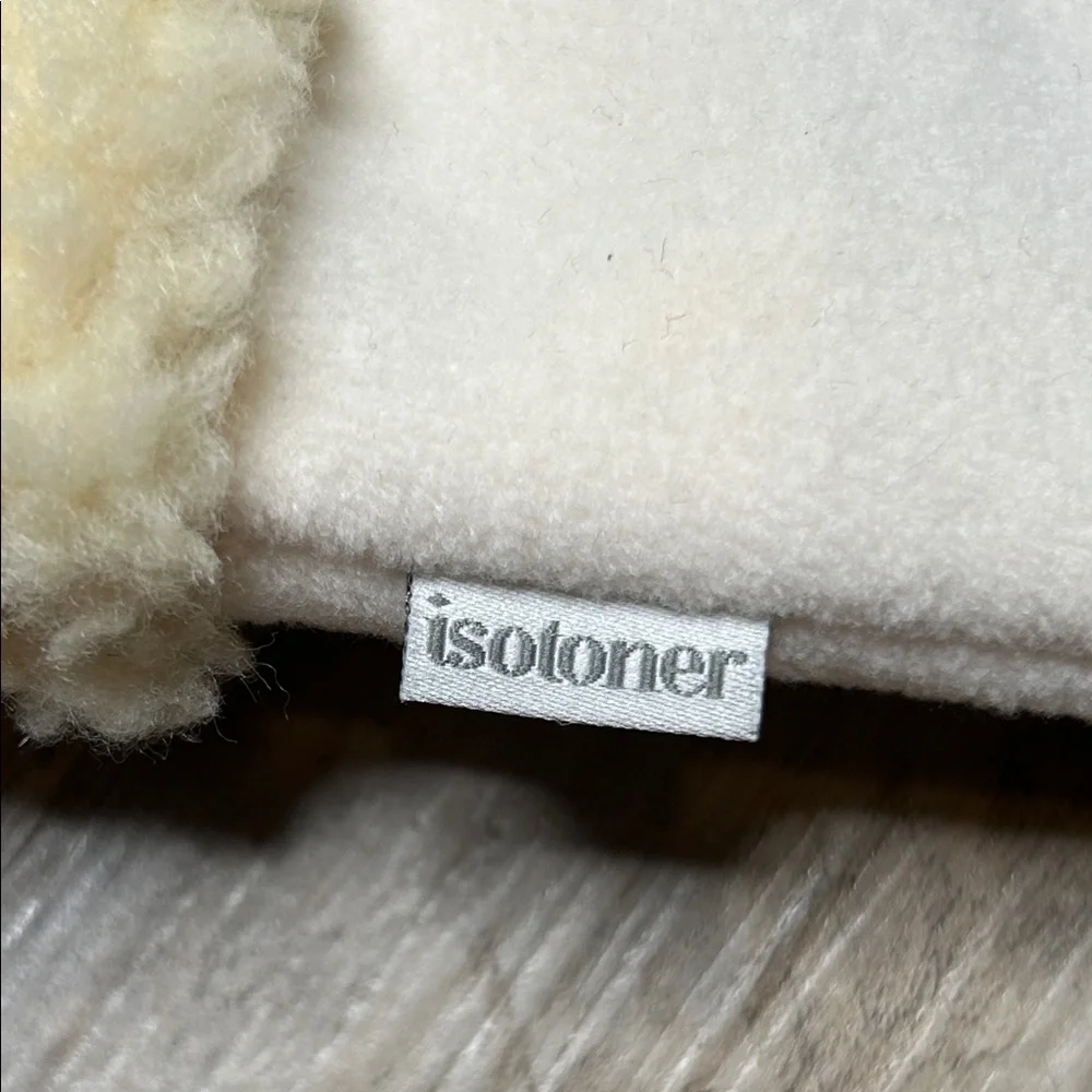 NWT Isotoner Gloves - Picture 5 of 9